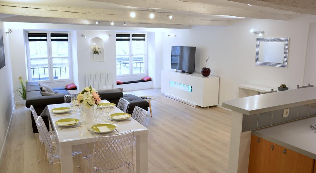 Arles' Haven - Le Loft Du Centre Apartment Bilik gambar