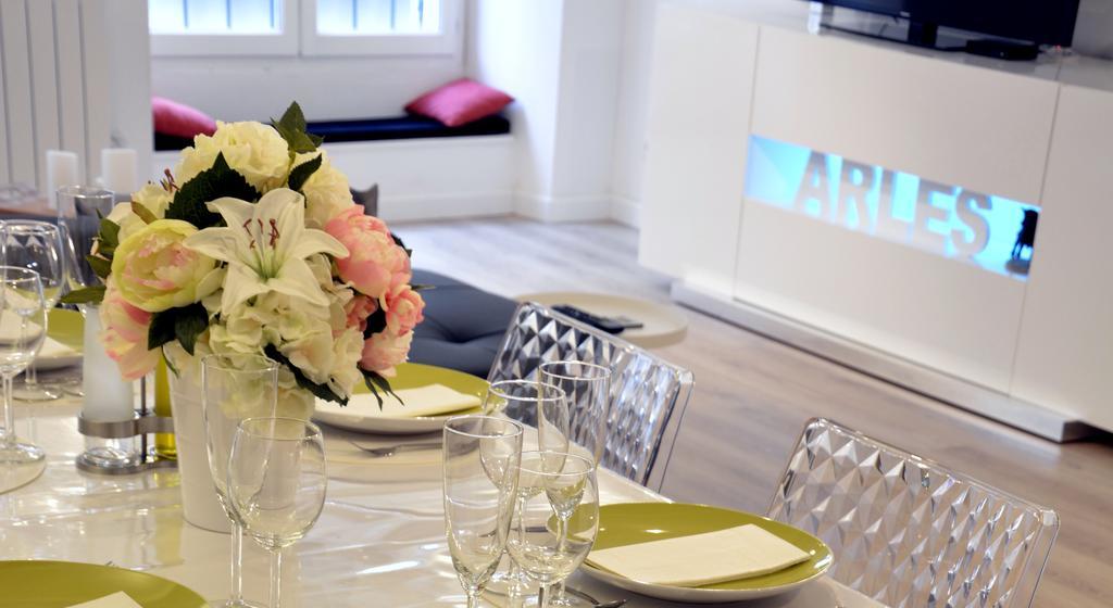 Arles' Haven - Le Loft Du Centre Apartment Bilik gambar